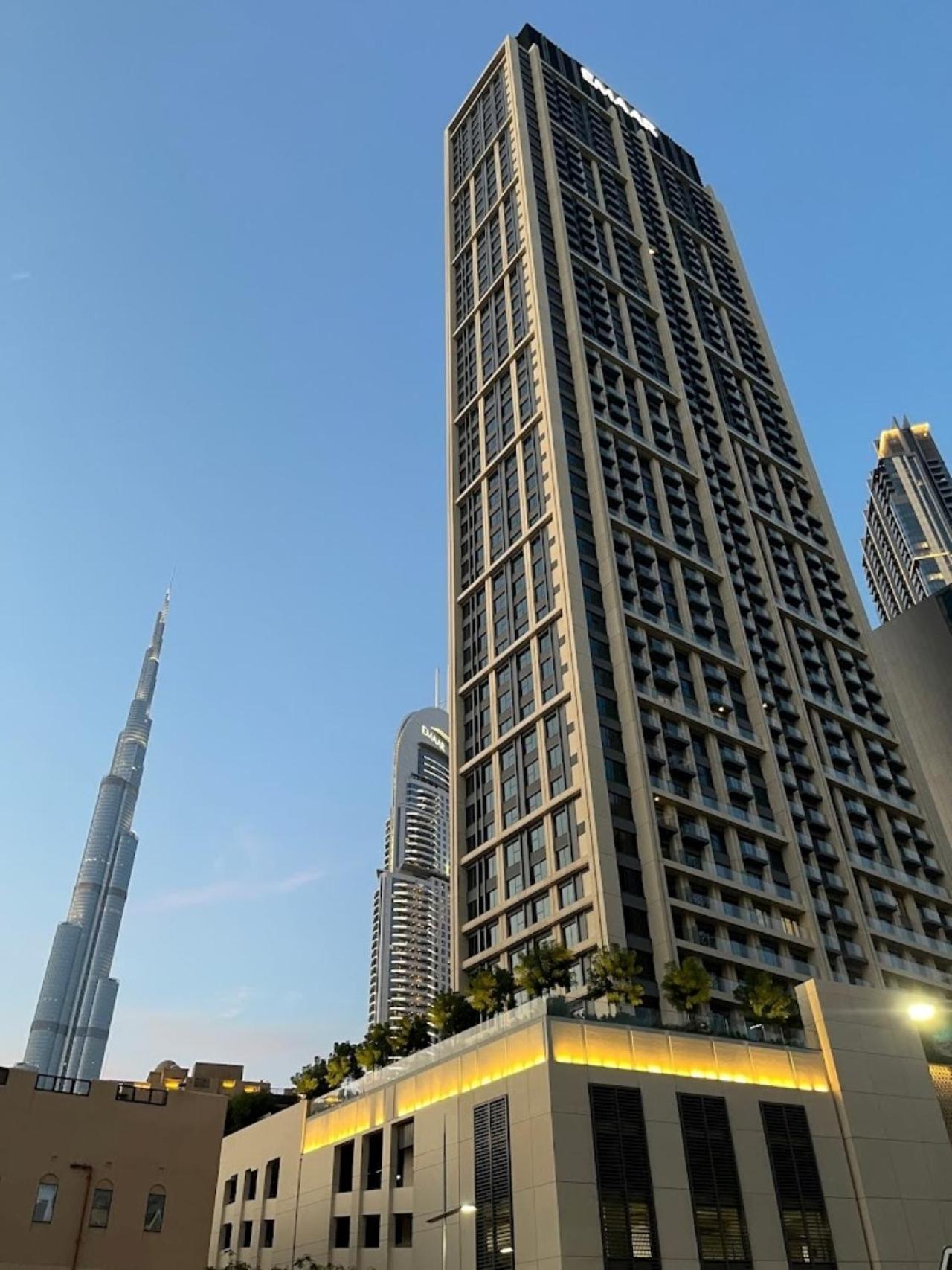 ドバイMh - Burj Royal - Stunning 3Bhk - Ref5009アパートメント エクステリア 写真